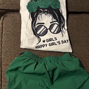 SHEIN Green and White Kids Matching Set